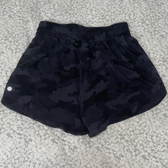 Lulu lemon shorts size 10 - Picture 2 of 5